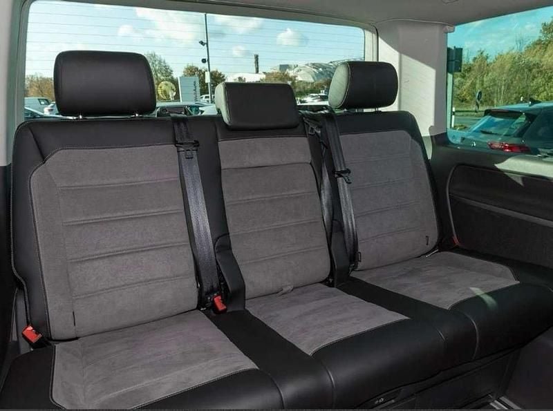 Usata VW Multivan 199 CV (146 kW) 2020 Verde Monovolume