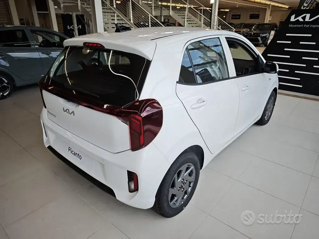Ny Kia Picanto Urban 61 HK (44 kW) 2026 Vit Halvkombi
