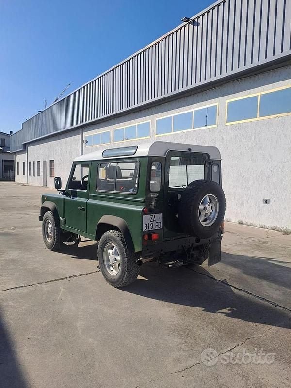 Usata Land Rover Defender 2000 Verde SUV
