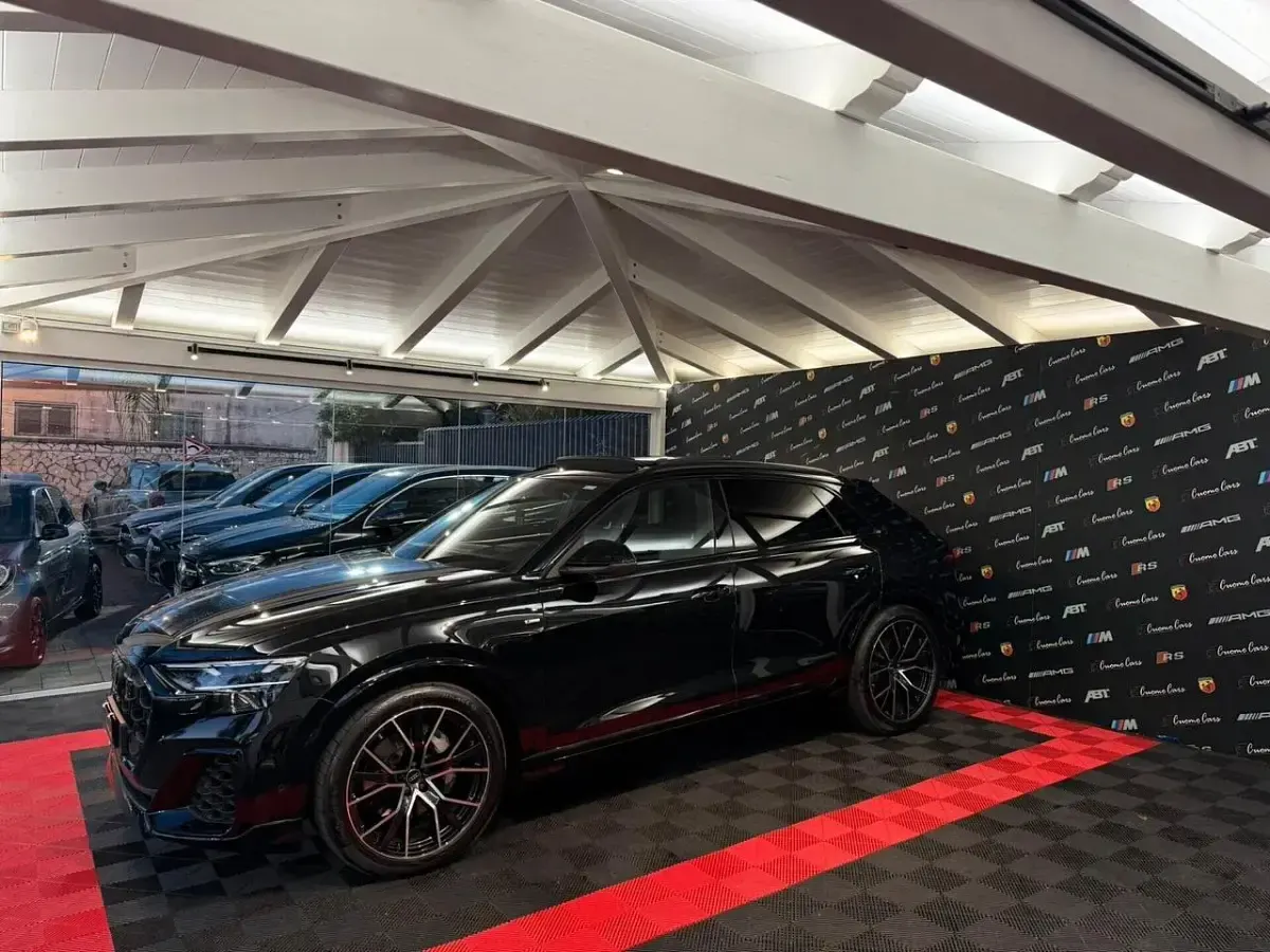 Usata Audi Q8 S-Line 286 CV (210 kW) 2025 Nero SUV