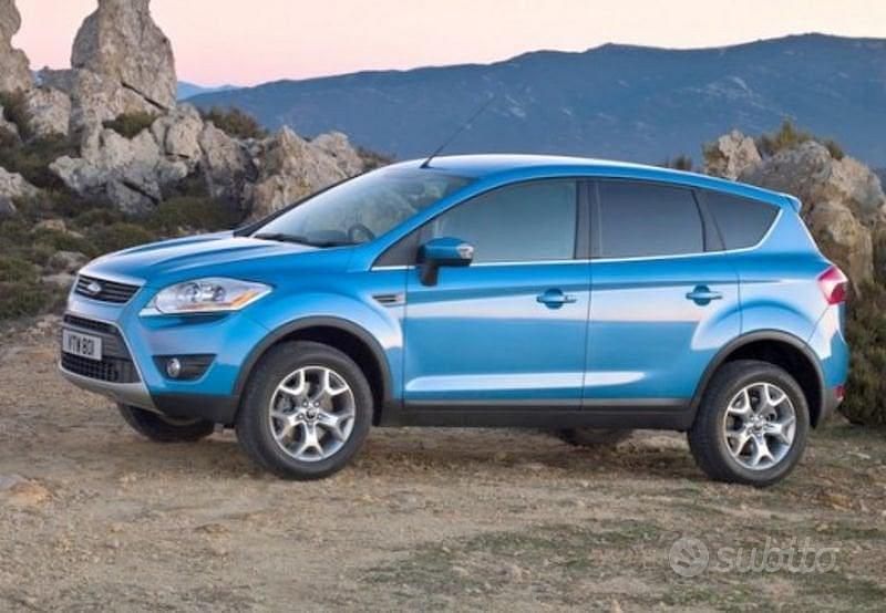 Usata Ford Kuga 140 CV (102 kW) 2010 Nero SUV