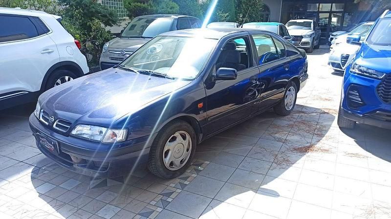 Usata Nissan Primera SE 101 CV (74 kW) 1997 Blu Station wagon