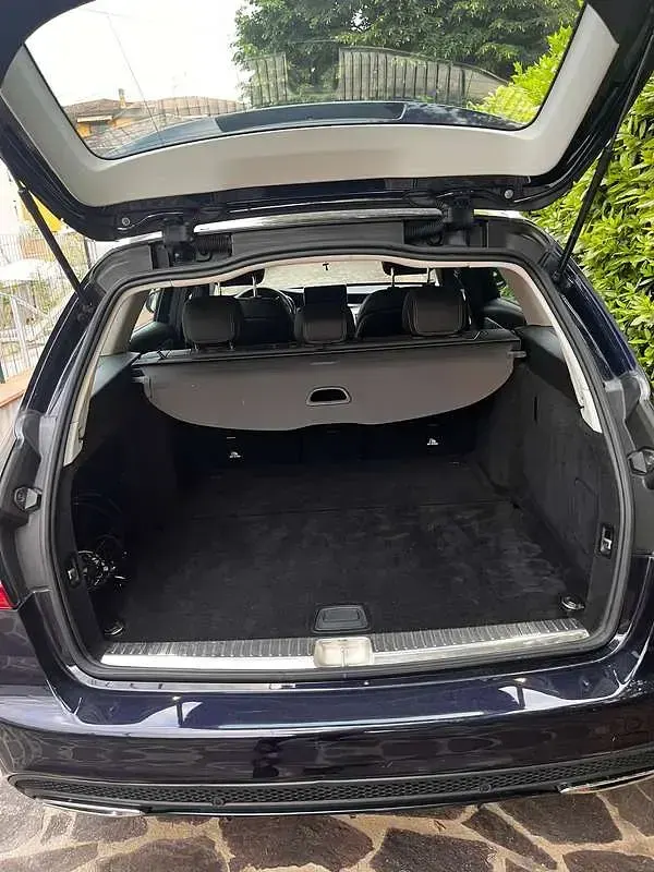 Usata Mercedes C220 Premium 170 CV (125 kW) 2018 Blu/azzurro Station wagon