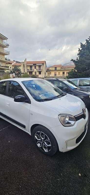 Usata Renault Twingo Equilibre 30 kW (42 CV) 2023 Bianco Utilitaria