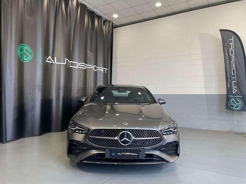 Usata Mercedes CLA200 Premium 163 CV (119 kW) 2023 Grigio Coupé