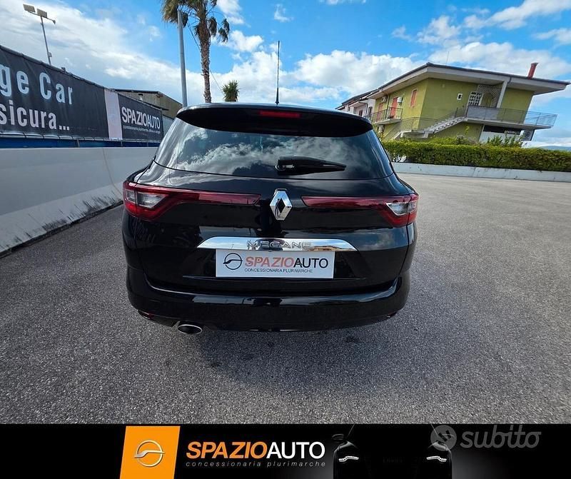 Usata Renault Mégane GrandTour Bose Edition 110 CV (80 kW) 2017 Nero Station wagon