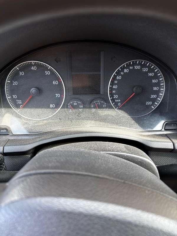 Usata VW Golf IV Trendline 90 CV (66 kW) 2004 Berlina