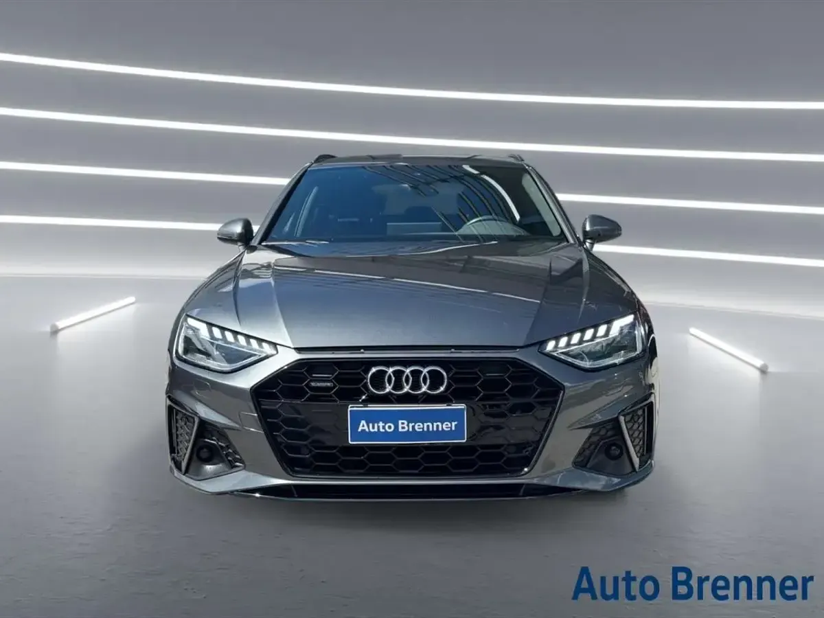 Usata Audi A4 S-Line 204 CV (150 kW) 2022 Grigio Station wagon