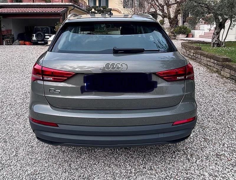 Usata Audi Q3 204 CV (150 kW) 2022 Verde SUV