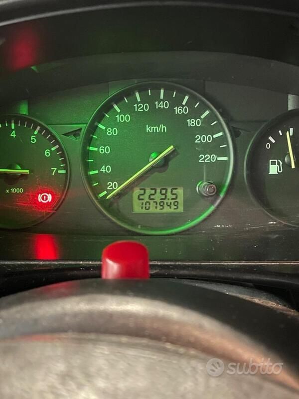 Usata 2002 Ford Fiesta Due volumi | 600 € (Super prezzo) - Immagine 1/4