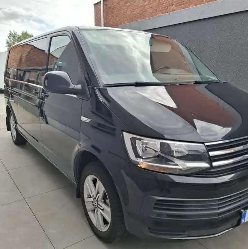 Nero Usata 2016 VW Caravelle Highline Monovolume | 24.500 € (Buon prezzo) - Immagine 1/4