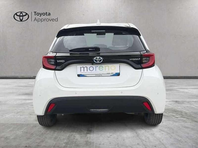 Usata Toyota Yaris Hybrid Trend 116 CV (85 kW) 2022 Bianco Utilitaria