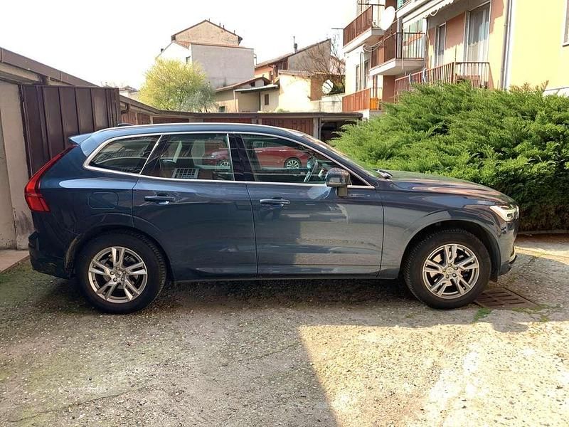 Usata Volvo XC60 190 CV (139 kW) 2017 Blu/azzurro SUV