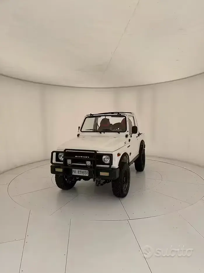 Usata Suzuki Samurai 64 CV (47 kW) 1987 Bianco SUV