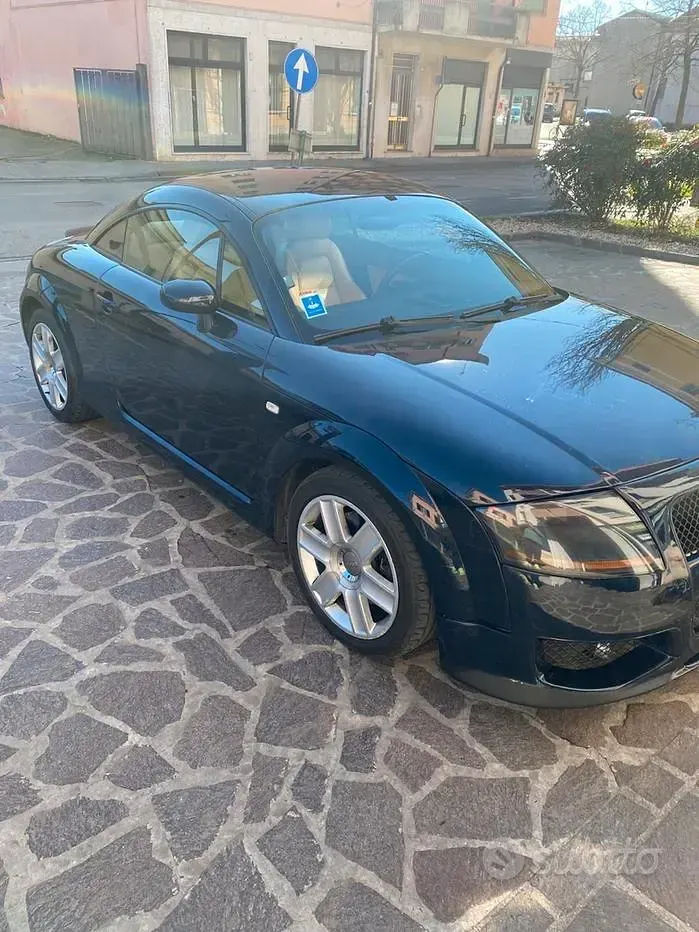 Usata Audi TT 179 CV (131 kW) 2005 Blu Coupé