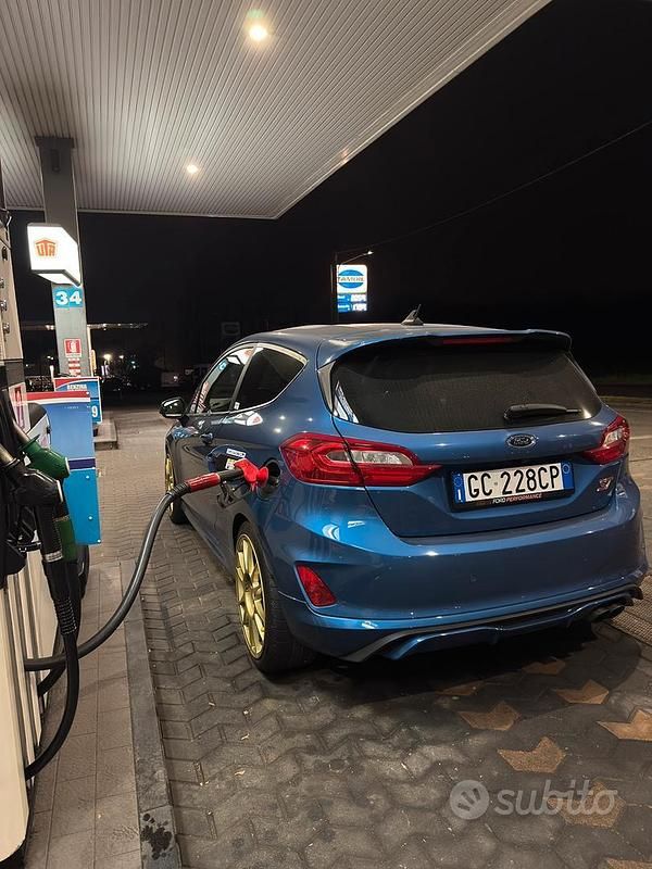 Usata Ford Fiesta ST 200 CV (147 kW) 2020 Blu Utilitaria