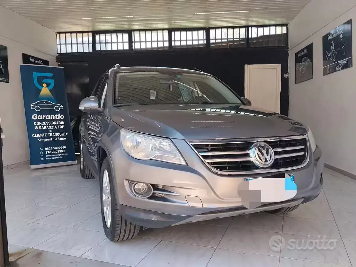 Usata VW Tiguan 170 CV (125 kW) 2008 Grigio SUV