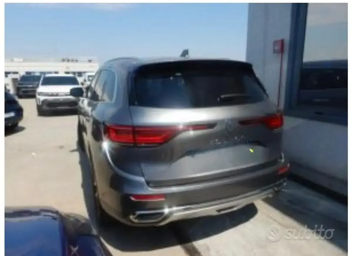 Usata Renault Koleos 184 CV (135 kW) 2022 Grigio SUV