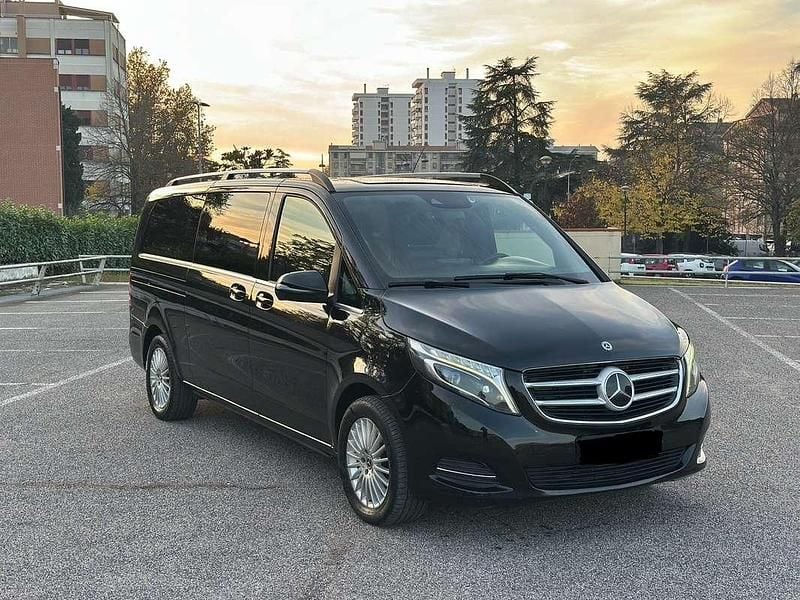 Usata Mercedes V250 192 CV (141 kW) 2019 Nero Monovolume