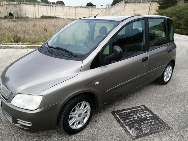 Usato 2008 Fiat Multipla 1.9 Diesel 116 CV (2.800 €)