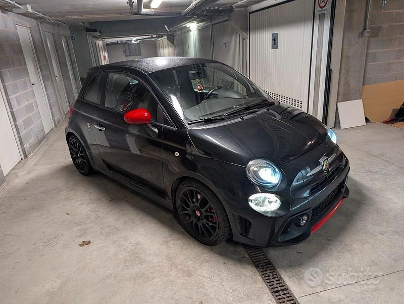 Usata Abarth 595 Pista 160 CV (117 kW) 2017 Nero Utilitaria