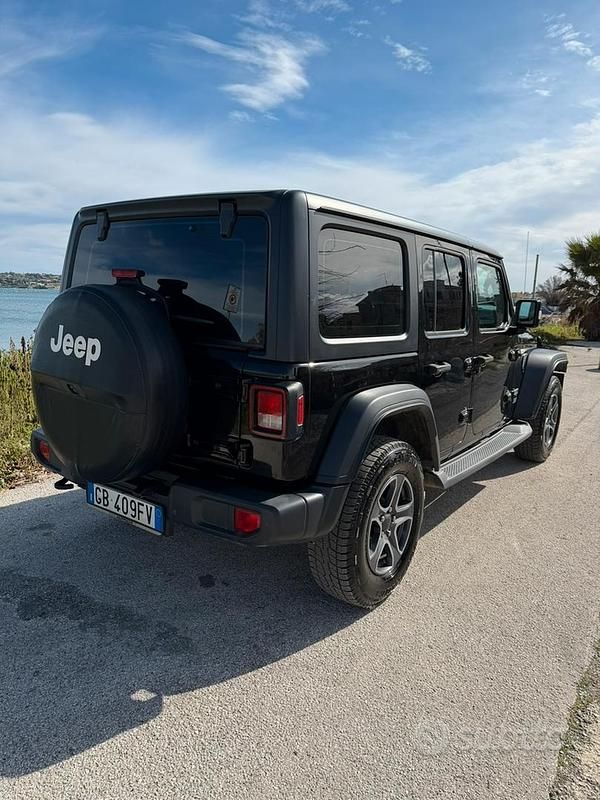 Usata Jeep Wrangler 200 CV (147 kW) 2020 Nero SUV