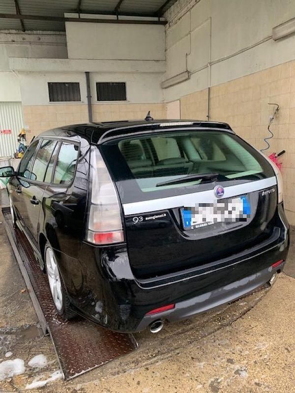 Usata Saab 9-3 Aero 180 CV (132 kW) 2009 Nero Station wagon