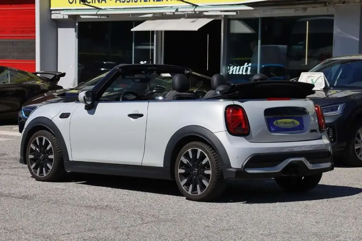 Usata Mini Cooper Cabriolet 178 CV (130 kW) 2022 Bianco Cabrio