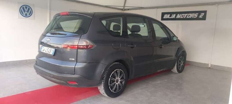 Usata Ford S-MAX S 140 CV (102 kW) 2009 Grigio Monovolume