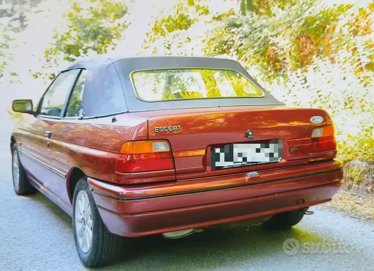 Usata Ford Escort Cabriolet 1991 Cabrio