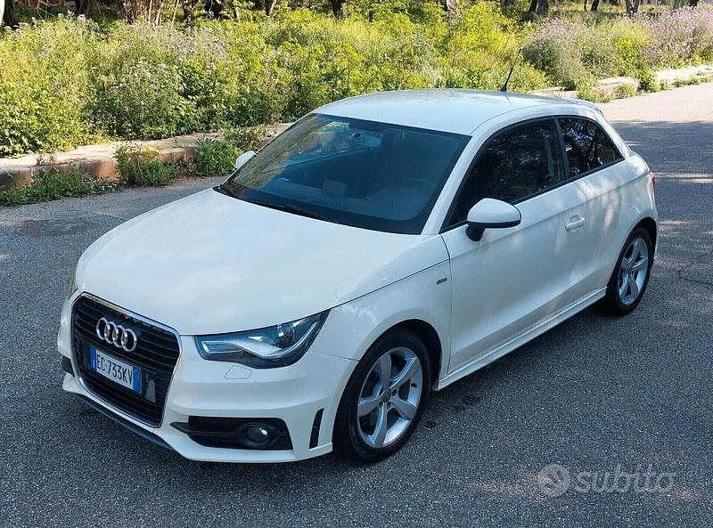 Usata Audi A1 Attraction 105 CV (77 kW) 2010 Bianco Berlina