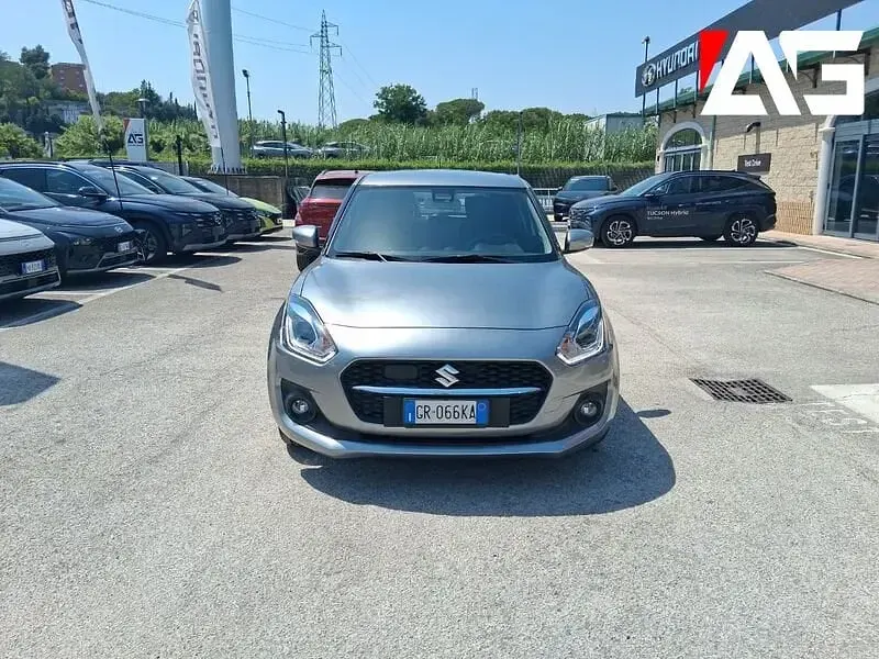 Usata Suzuki Swift 83 CV (61 kW) 2023 Grigio Utilitaria