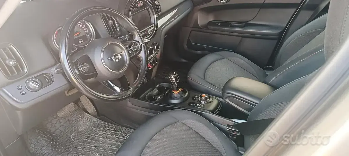 Usata Mini Countryman 2018 Grigio SUV