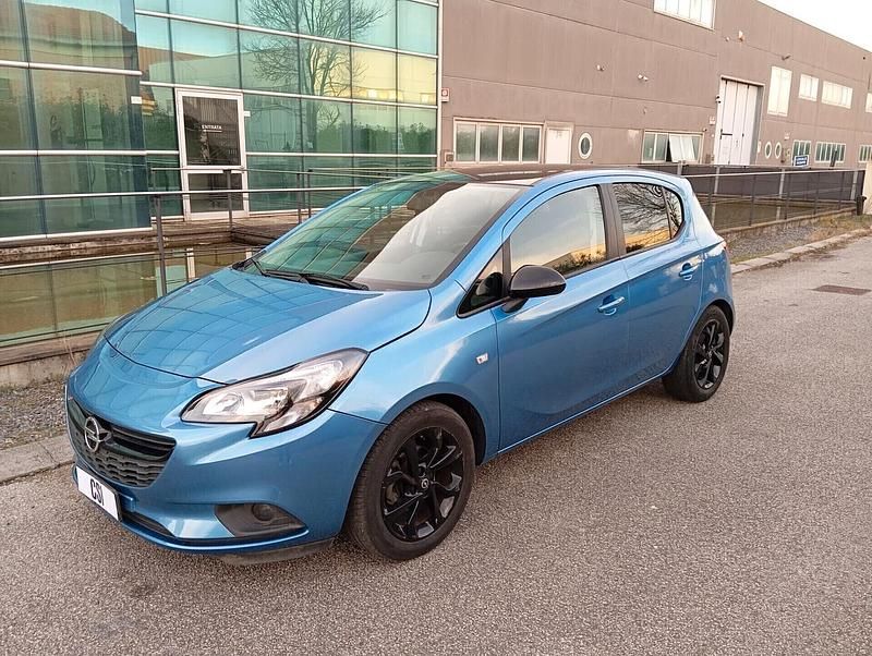 Usata Opel Corsa Sport 69 CV (50 kW) 2019 Blu Berlina