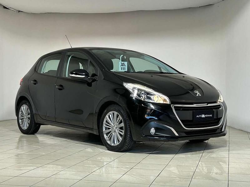 Usata Peugeot 208 Active 82 CV (60 kW) 2015 Nero Utilitaria