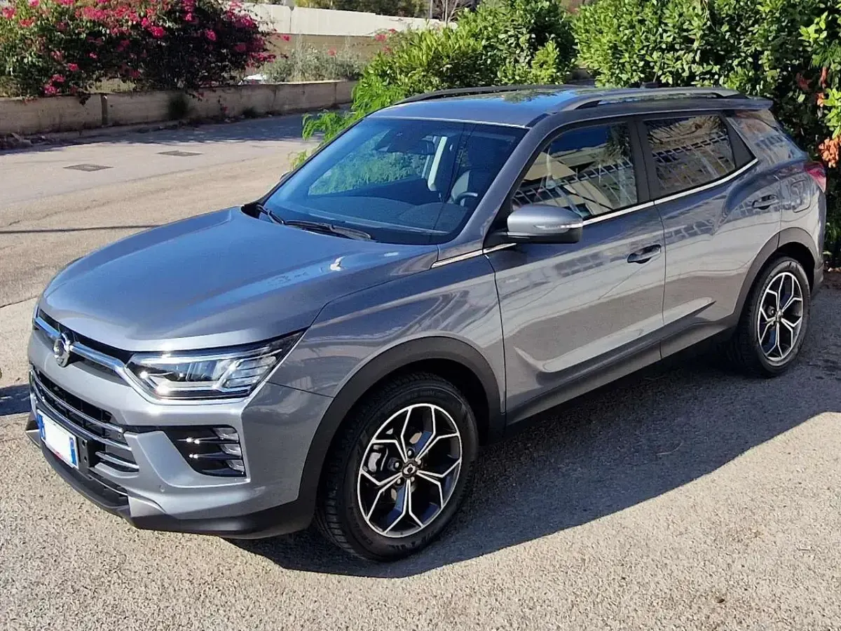 Usata SsangYong Korando 136 CV (100 kW) 2020 Grigio SUV