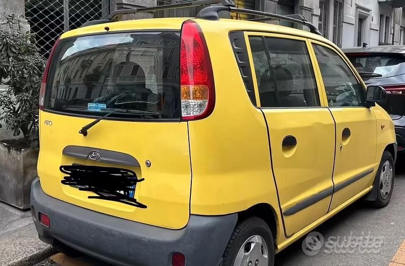 Usata Hyundai Atos 59 CV (43 kW) 2002 Giallo Utilitaria