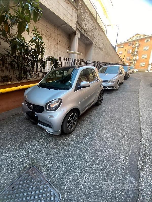 Grigio Usata 2017 Smart ForTwo Coupé Coupé | 10.500 € - Immagine 1/4