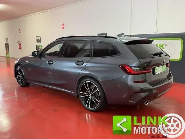 Usata BMW 320 M Sport 190 CV (139 kW) 2022 Grigio Station wagon