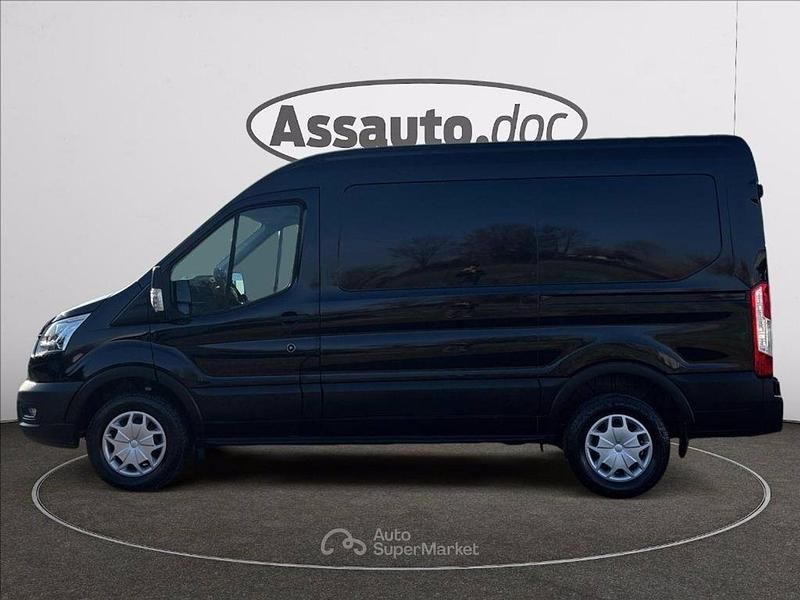 Usata Ford Transit Trend 131 CV (96 kW) 2021 Nero metallizzato Station wagon