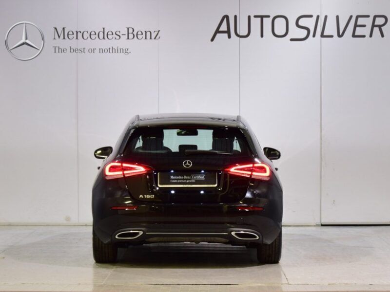 Gebraucht Mercedes A160 Sport 109 PS (80 kW) 2021 Schwarz Limousine