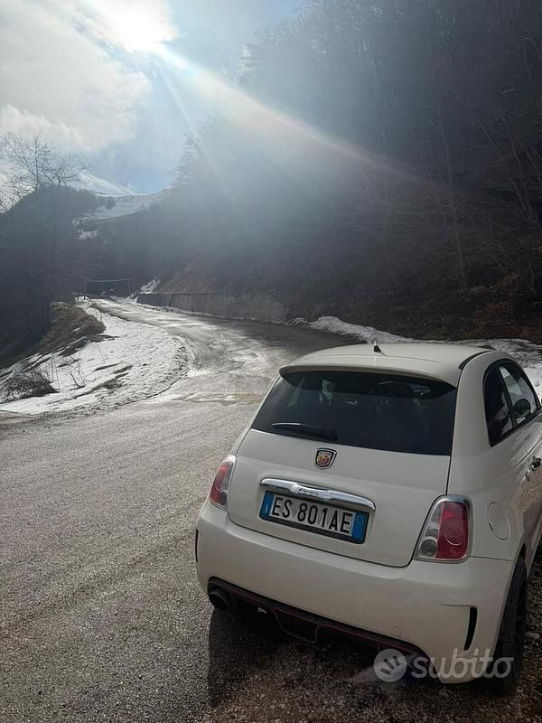 Usata Abarth 500 Esseesse 230 CV (169 kW) 2008 Bianco Utilitaria