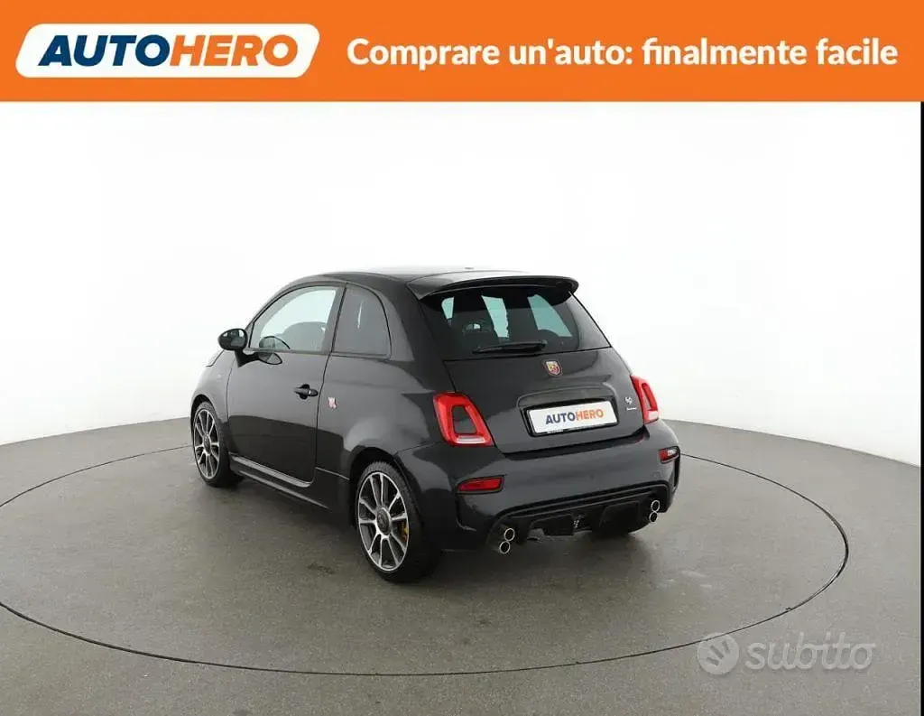 Usata Abarth 695 179 CV (131 kW) 2022 Nero Utilitaria