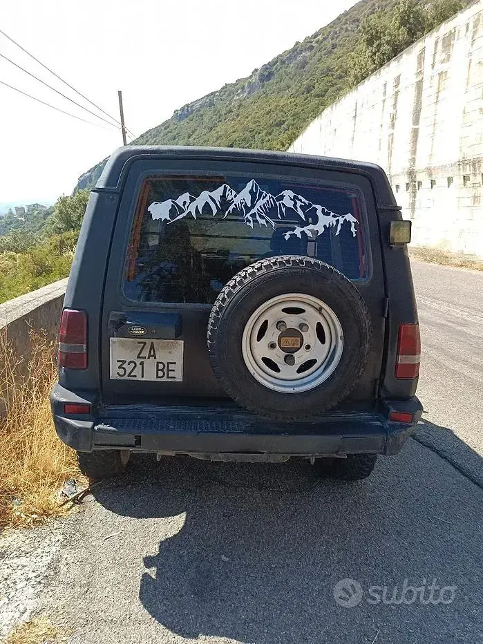 Usata Land Rover Discovery 113 CV (83 kW) 1995 Nero SUV