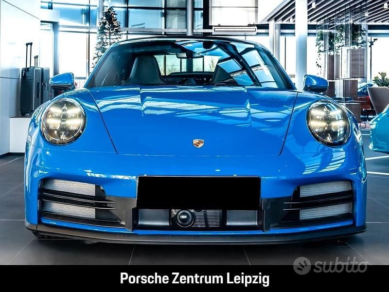Usata Porsche 911 Carrera 394 CV (289 kW) 2024 Blu Coupé