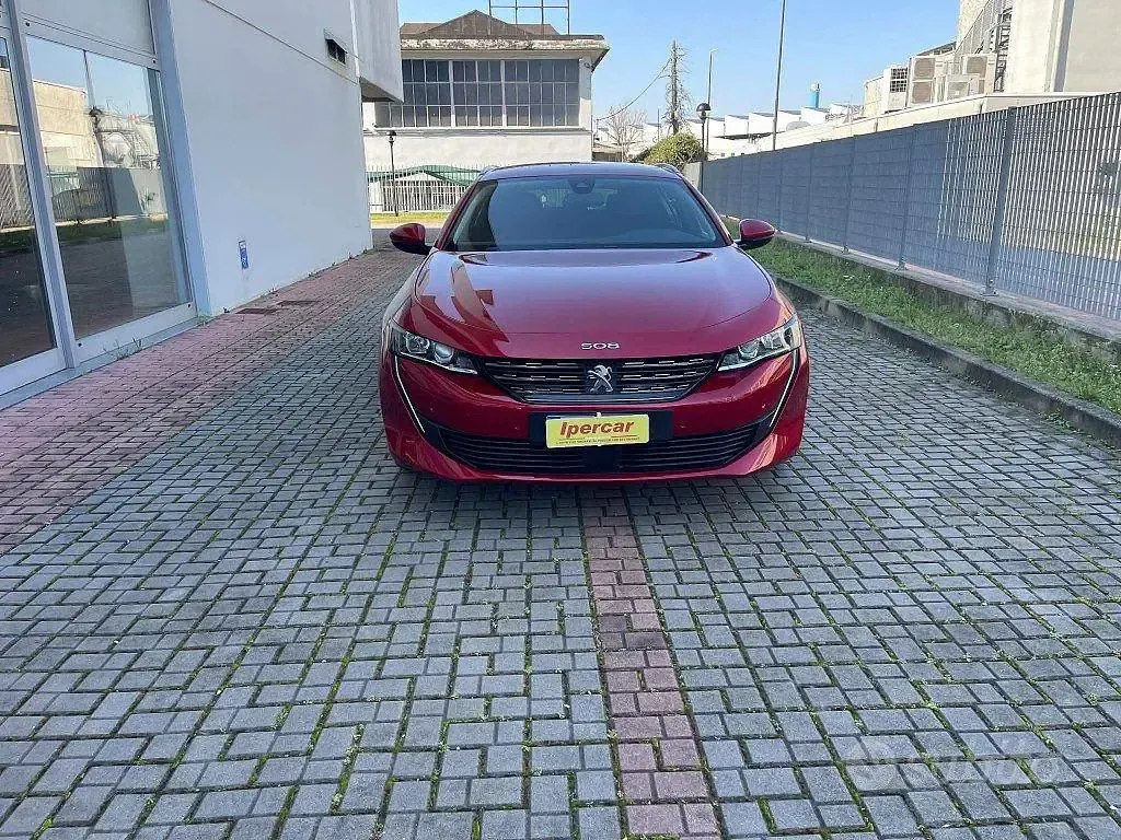 Usata Peugeot 508 Allure 131 CV (96 kW) 2019 Bordeaux metallizzato Station wagon