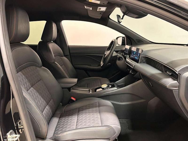 Usata MG MG3 Luxury 194 CV (142 kW) 2024 Nero Utilitaria