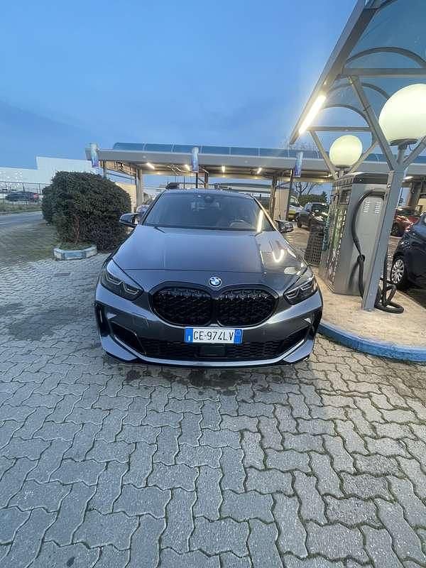 Usata BMW M135 306 CV (225 kW) 2021 Grigio Utilitaria