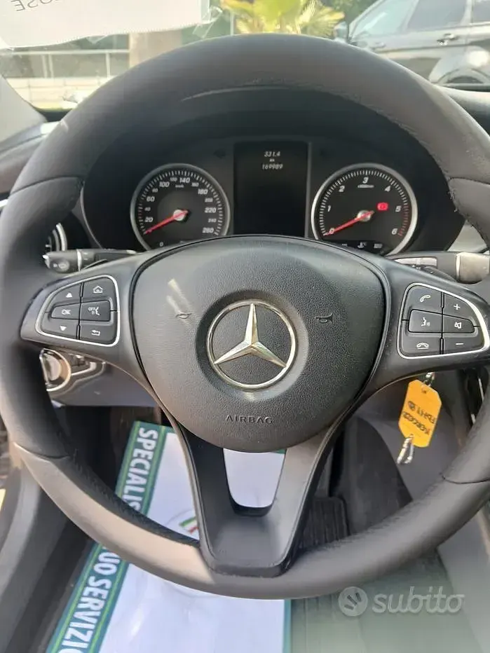Usata Mercedes C180 Premium 116 CV (85 kW) 2016 Grigio Berlina