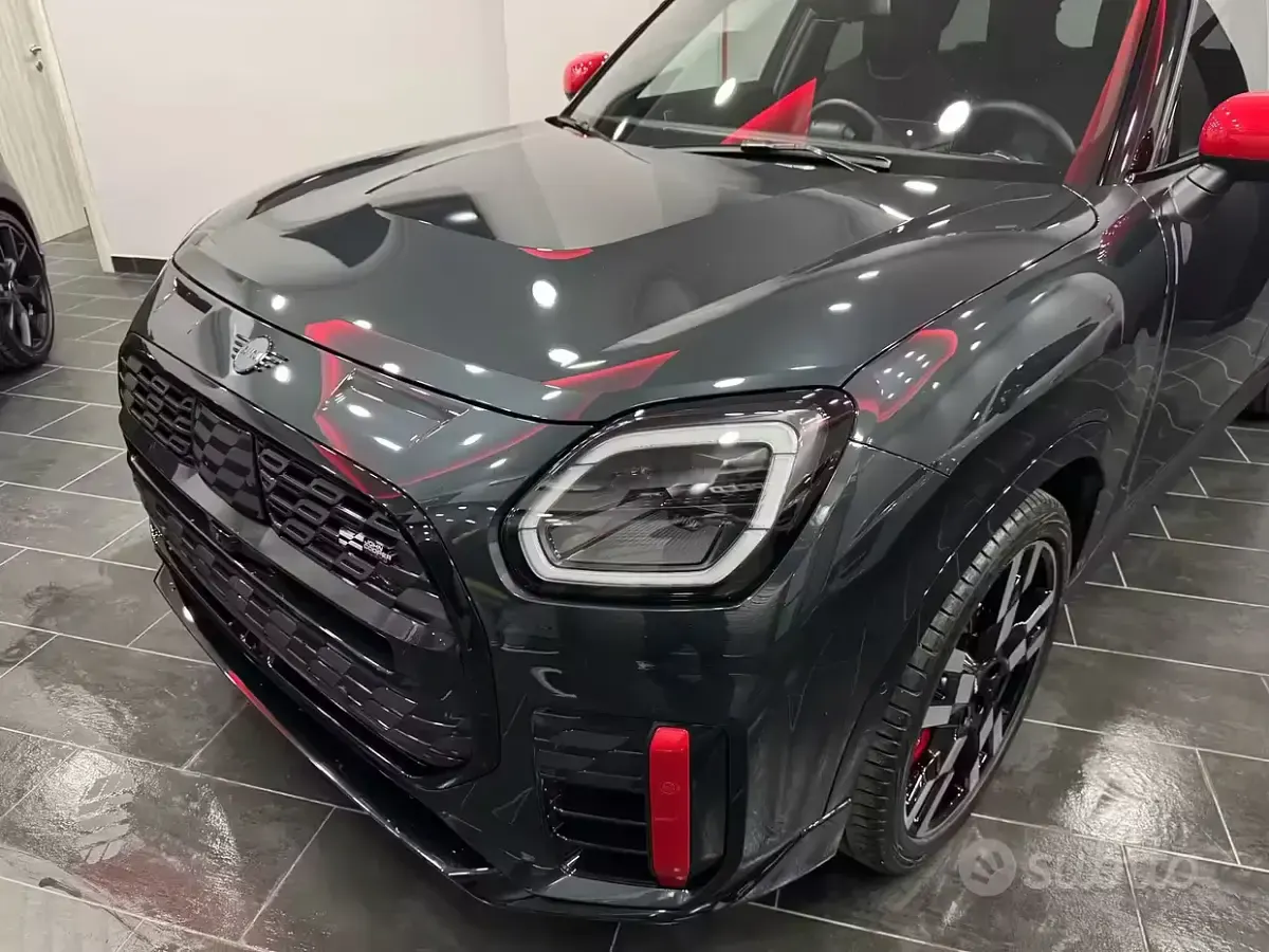 Usata Mini John Cooper Works Countryman 300 CV (220 kW) 2024 Nero SUV